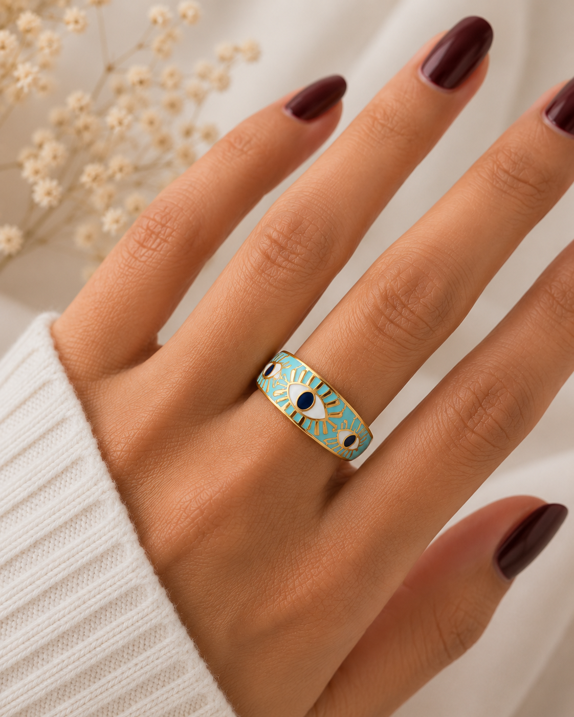 Eye Catching Ring